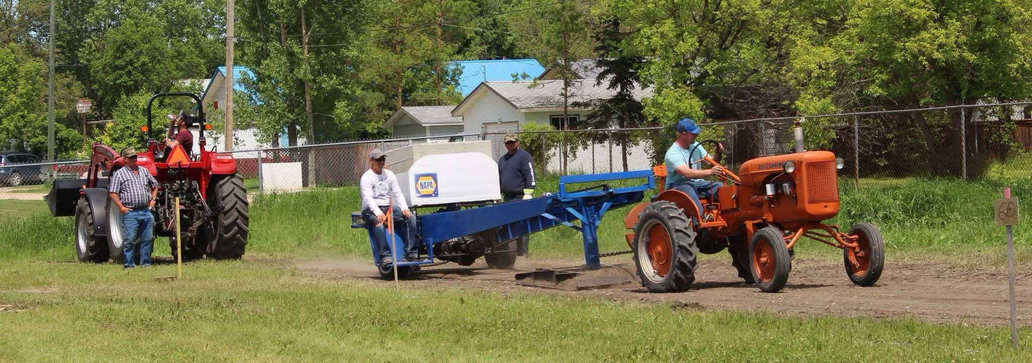 tractor pull in action Tractor Pull